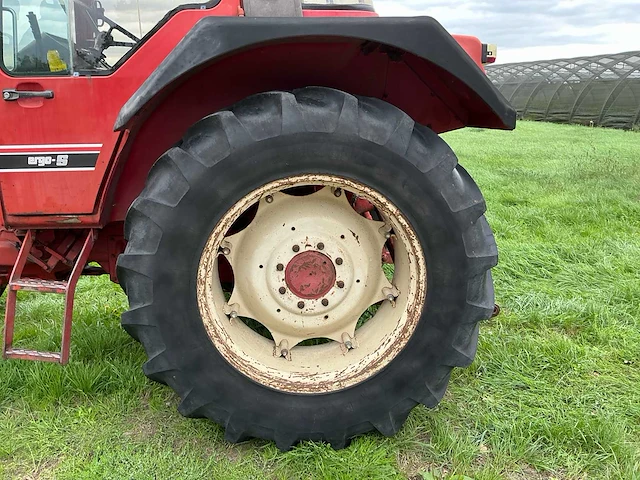 1986 international 745xl ergo-s tweewielaangedreven landbouwtractor - afbeelding 14 van  43