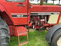 1986 international 745xl ergo-s tweewielaangedreven landbouwtractor - afbeelding 25 van  43