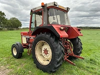 1986 international 745xl ergo-s tweewielaangedreven landbouwtractor - afbeelding 3 van  43