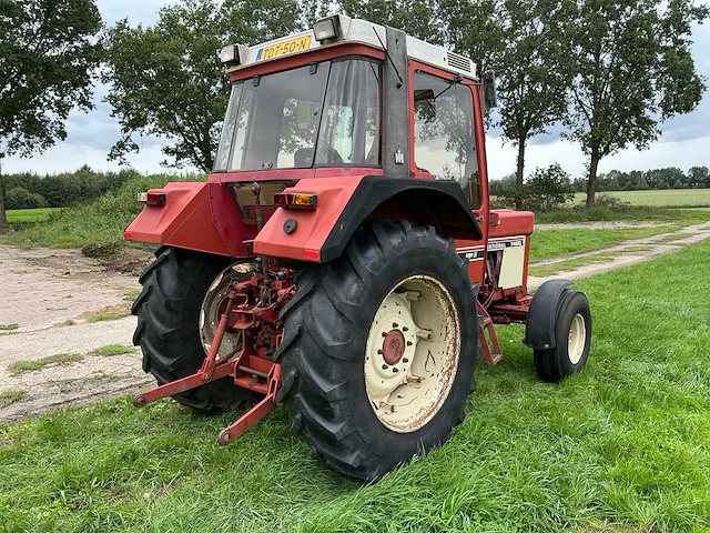1986 international 745xl ergo-s tweewielaangedreven landbouwtractor - afbeelding 5 van  43