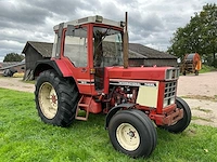 1986 international 745xl ergo-s tweewielaangedreven landbouwtractor - afbeelding 7 van  43