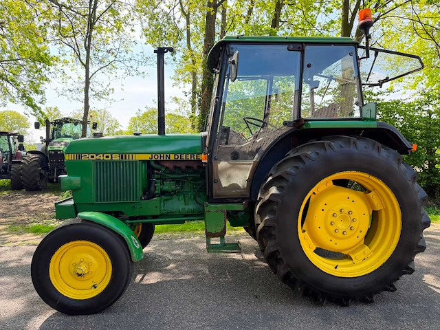 1986 john deere 2040s tweewielaangedreven landbouwtractor - afbeelding 4 van  9