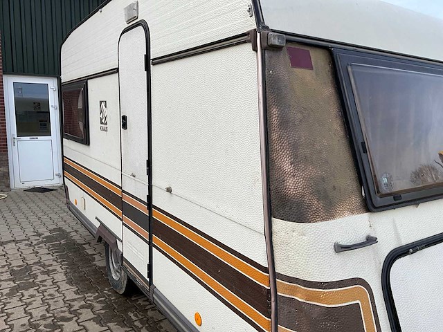 1986 knaus azur 380 caravan - afbeelding 1 van  24