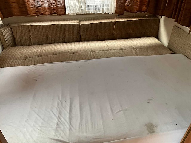 1986 knaus azur 380 caravan - afbeelding 18 van  24