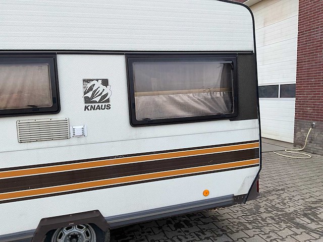 1986 knaus azur 380 caravan - afbeelding 23 van  24