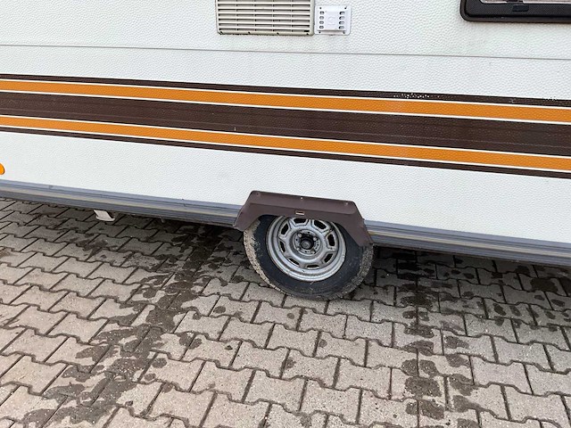1986 knaus azur 380 caravan - afbeelding 24 van  24