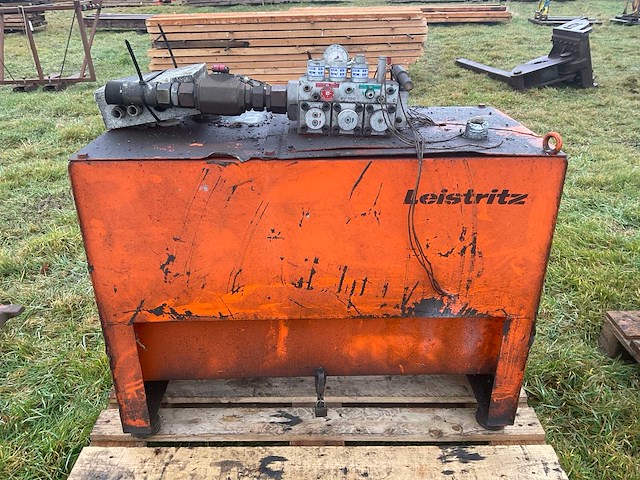 1986 leistritz hyzt,132,22-2 hydraulisch aggregaat - afbeelding 1 van  8