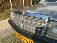 1986 mercedes-benz 190e oldtimer - afbeelding 2 van  63