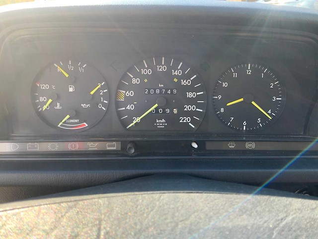 1986 mercedes-benz 190e oldtimer - afbeelding 20 van  63