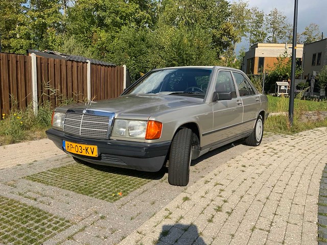 1986 mercedes-benz 190e oldtimer - afbeelding 12 van  63