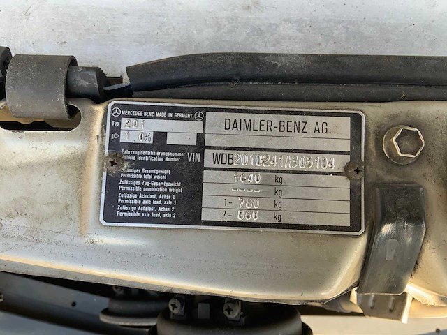 1986 mercedes-benz 190e oldtimer - afbeelding 43 van  63