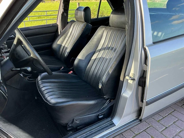 1986 mercedes-benz 200-500 (w124) 200 d personenauto - afbeelding 15 van  37