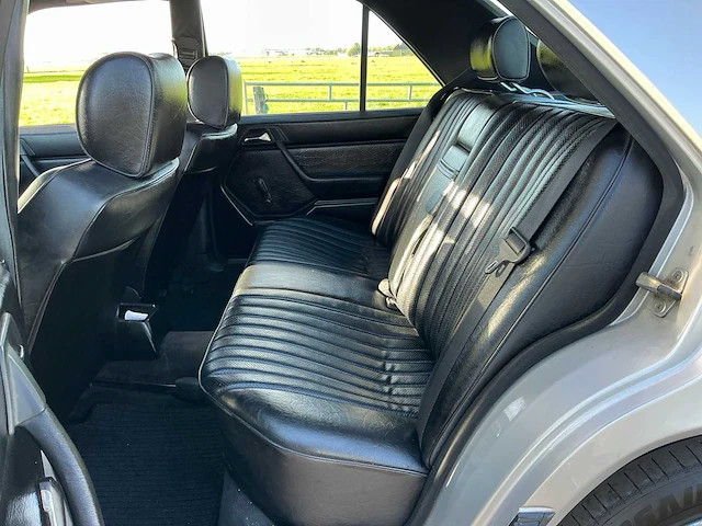 1986 mercedes-benz 200-500 (w124) 200 d personenauto - afbeelding 21 van  37