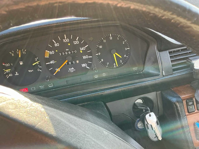 1986 mercedes-benz 200-500 (w124) 200 d personenauto - afbeelding 10 van  37