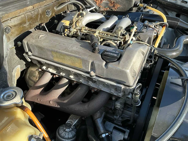 1986 mercedes-benz 200-500 (w124) 200 d personenauto - afbeelding 22 van  37