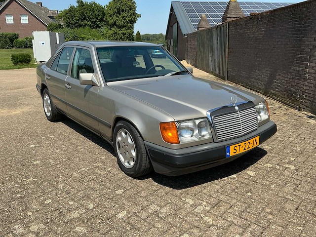 1986 mercedes-benz 200-500 (w124) 300 e personenauto origineel nederlands - afbeelding 24 van  26
