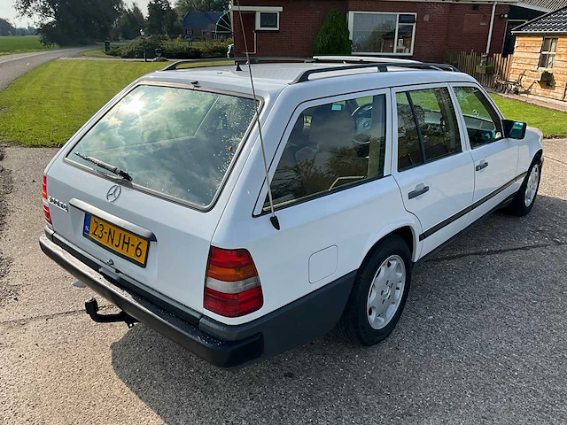 1986 mercedes-benz 200-500 (w124) combi 300 td oldtimer - afbeelding 37 van  40