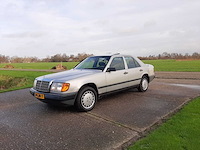 1986 mercedes-benz 200-500 (w124) personenauto - afbeelding 1 van  44