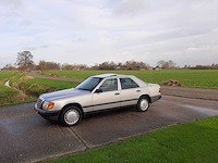 1986 mercedes-benz 200-500 (w124) personenauto - afbeelding 23 van  44