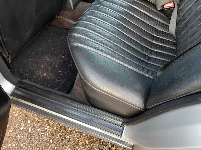 1986 mercedes-benz 200-500 (w124) personenauto - afbeelding 38 van  44
