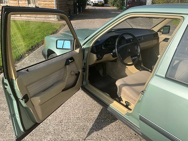1986 mercedes-benz 200 d 200d 124 oldtimer - afbeelding 6 van  36