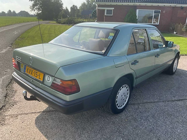 1986 mercedes-benz 200 d 200d 124 oldtimer - afbeelding 29 van  36