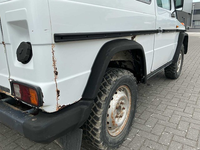 1986 mercedes-benz g-klasse 300 gd personenauto - afbeelding 10 van  44