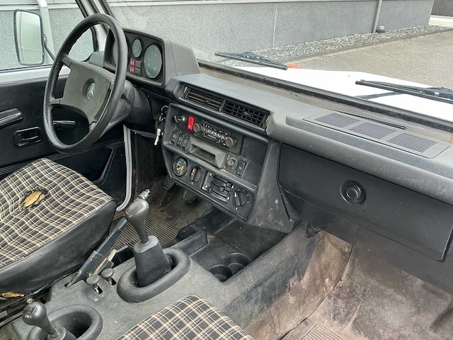 1986 mercedes-benz g-klasse 300 gd personenauto - afbeelding 19 van  44