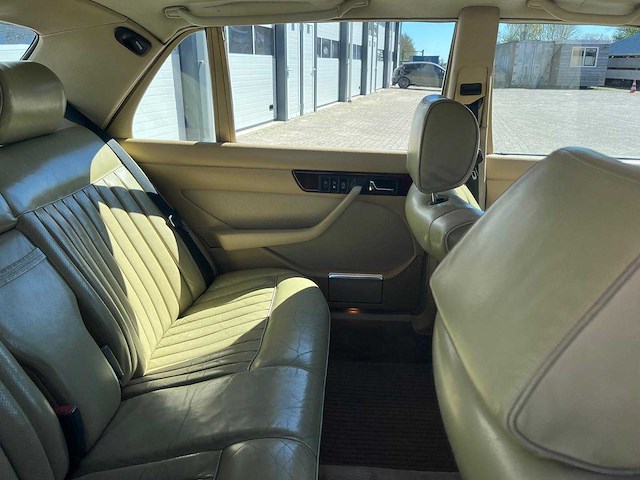 1986 mercedes-benz s-klasse 500 sel oldtimer - afbeelding 21 van  30