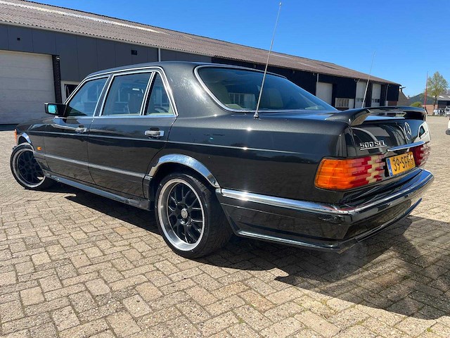1986 mercedes-benz s-klasse 500 sel oldtimer - afbeelding 13 van  30