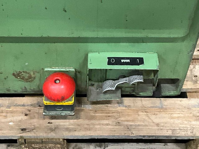 1986 mossner rekord ssf/520 verticale bandzaagmachine - afbeelding 10 van  15