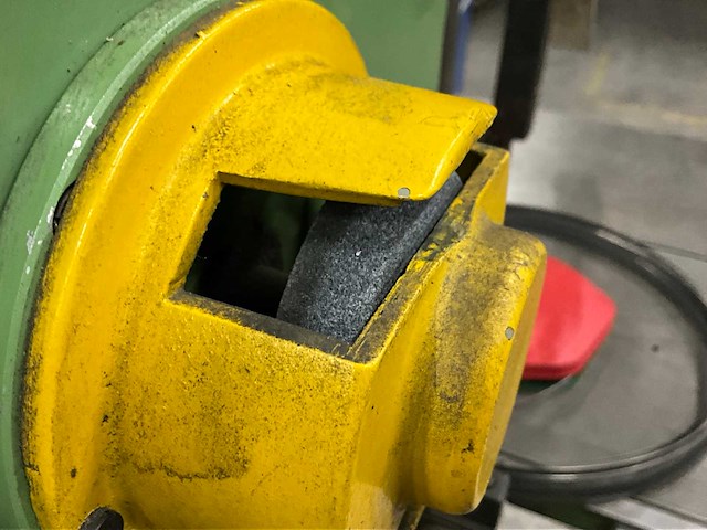 1986 mossner rekord ssf/520 verticale bandzaagmachine - afbeelding 13 van  15