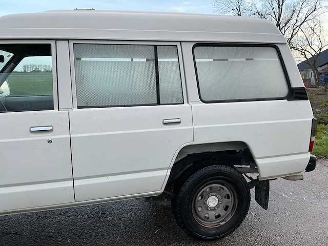 1986 nissan petrol r personenauto - afbeelding 9 van  37