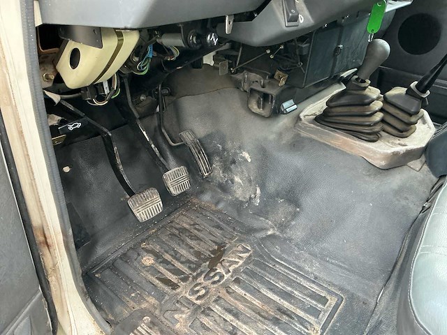 1986 nissan petrol r personenauto - afbeelding 16 van  37