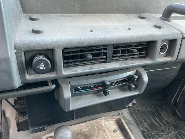 1986 nissan petrol r personenauto - afbeelding 18 van  37