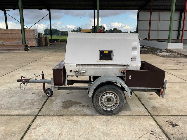 1986 pellegrini m015/b luchtcompressor aanhangwagen - afbeelding 8 van  9