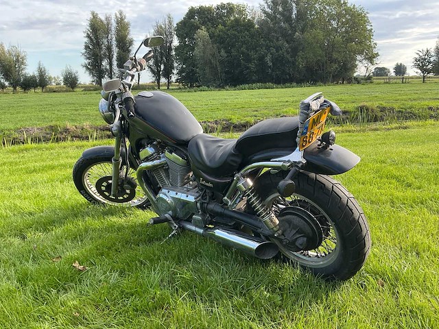 1986 suzuki chopper vs 700 intruder motorfiets - afbeelding 18 van  20