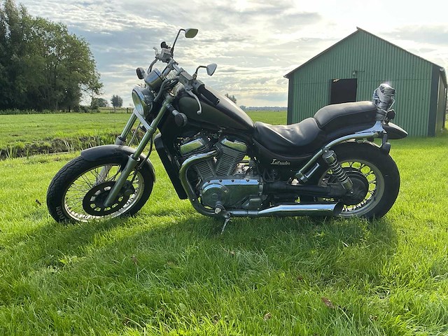 1986 suzuki chopper vs 700 intruder motorfiets - afbeelding 19 van  20