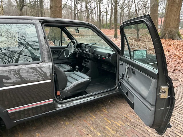 1986 volkswagen golf 1.8-16v kr gti personenauto - afbeelding 27 van  47