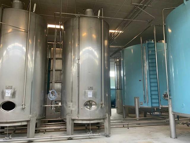 1987 azzini ssv/fc verticale opslagtank 16500 liter - afbeelding 1 van  11