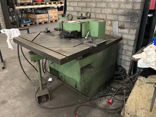 1987 boschert k30-120 uithoekmachine - afbeelding 1 van  7
