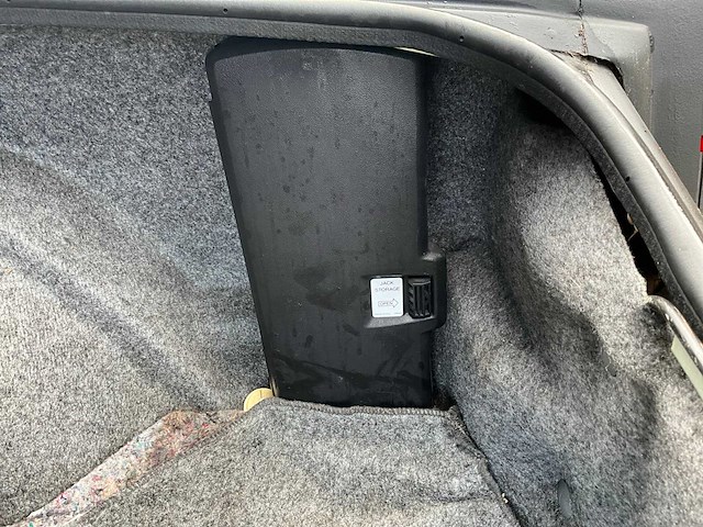 1987 cadillac de ville coupé oldtimer - afbeelding 9 van  37