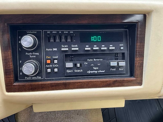 1987 cadillac de ville coupé oldtimer - afbeelding 11 van  37