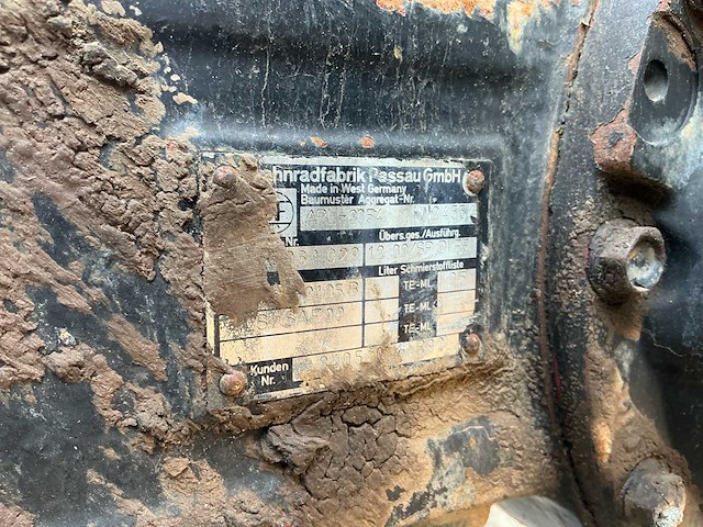 1987 case international 1455xl vierwielaangedreven landbouwtractor - afbeelding 21 van  30