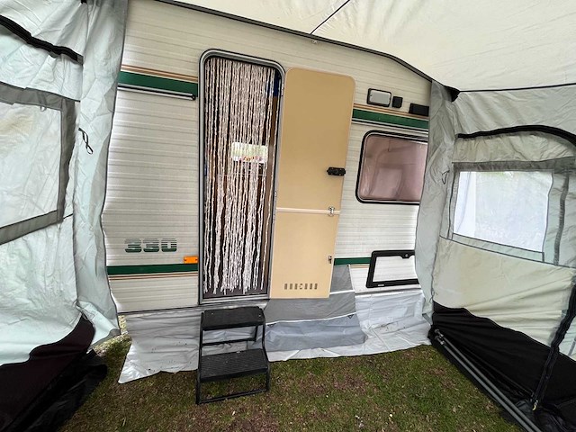 1987 chateau 330 caravan - afbeelding 7 van  28