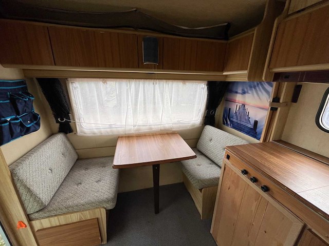 1987 chateau 330 caravan - afbeelding 10 van  28