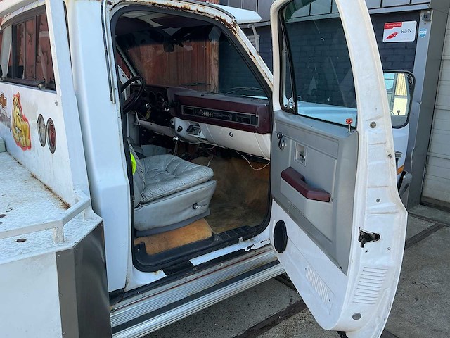 1987 chevrolet silverrock vrachtwagen - afbeelding 10 van  14