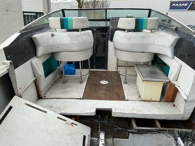 1987 chris-craft stinger 260 speedboot - afbeelding 5 van  33
