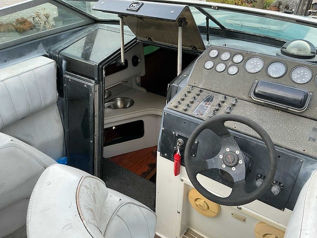 1987 chris-craft stinger 260 speedboot - afbeelding 7 van  33