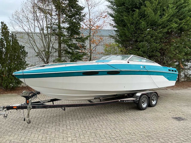 1987 chris-craft stinger 260 speedboot - afbeelding 1 van  33